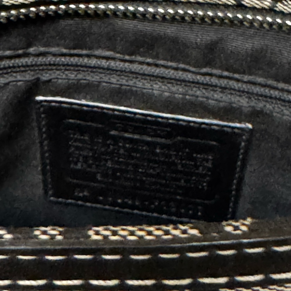 Coach Classic Canvas Signature Hampton handbag - Picture 5 of 5